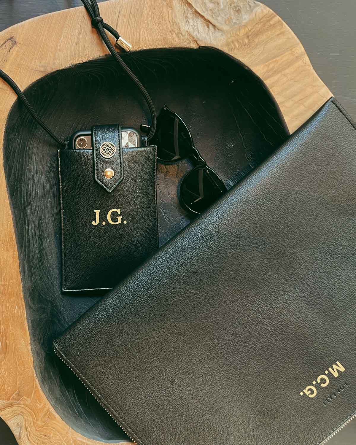 Basic Conscious Étui pour téléphone portable avec fermoir Noir