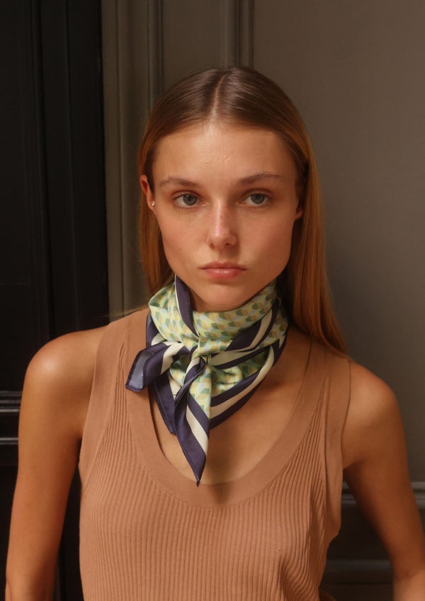 FOULARD CARRÉ BORN LIME